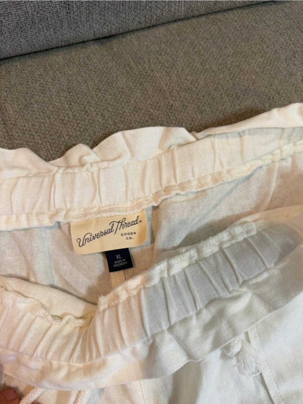Universal Thread Drawstring Shorts - Picture 2 of 4